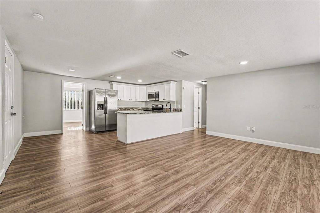 En Venta: $244,900 (3 camas, 2 baños, 1198 Pies cuadrados)