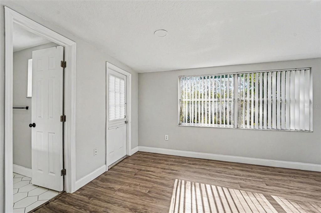 En Venta: $244,900 (3 camas, 2 baños, 1198 Pies cuadrados)