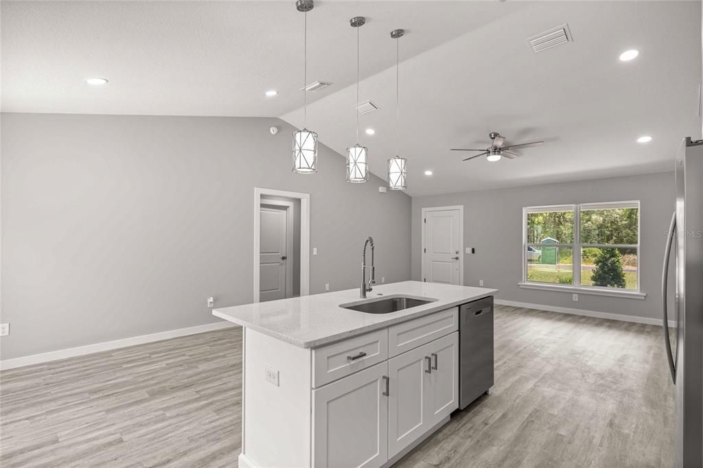 For Sale: $283,800 (3 beds, 2 baths, 1435 Square Feet)