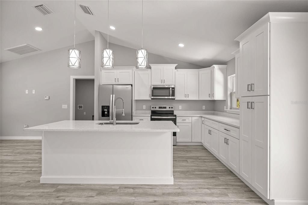 For Sale: $283,800 (3 beds, 2 baths, 1435 Square Feet)