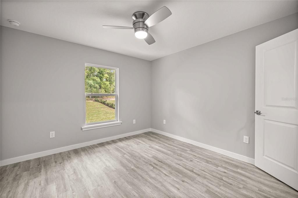 For Sale: $283,800 (3 beds, 2 baths, 1435 Square Feet)