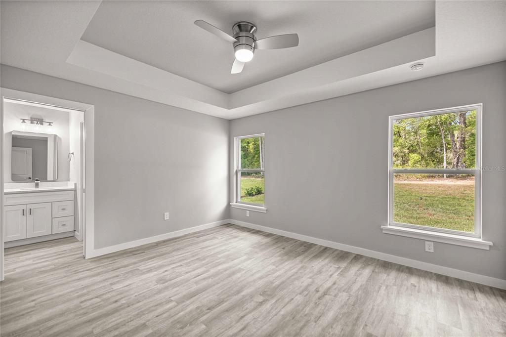 For Sale: $283,800 (3 beds, 2 baths, 1435 Square Feet)
