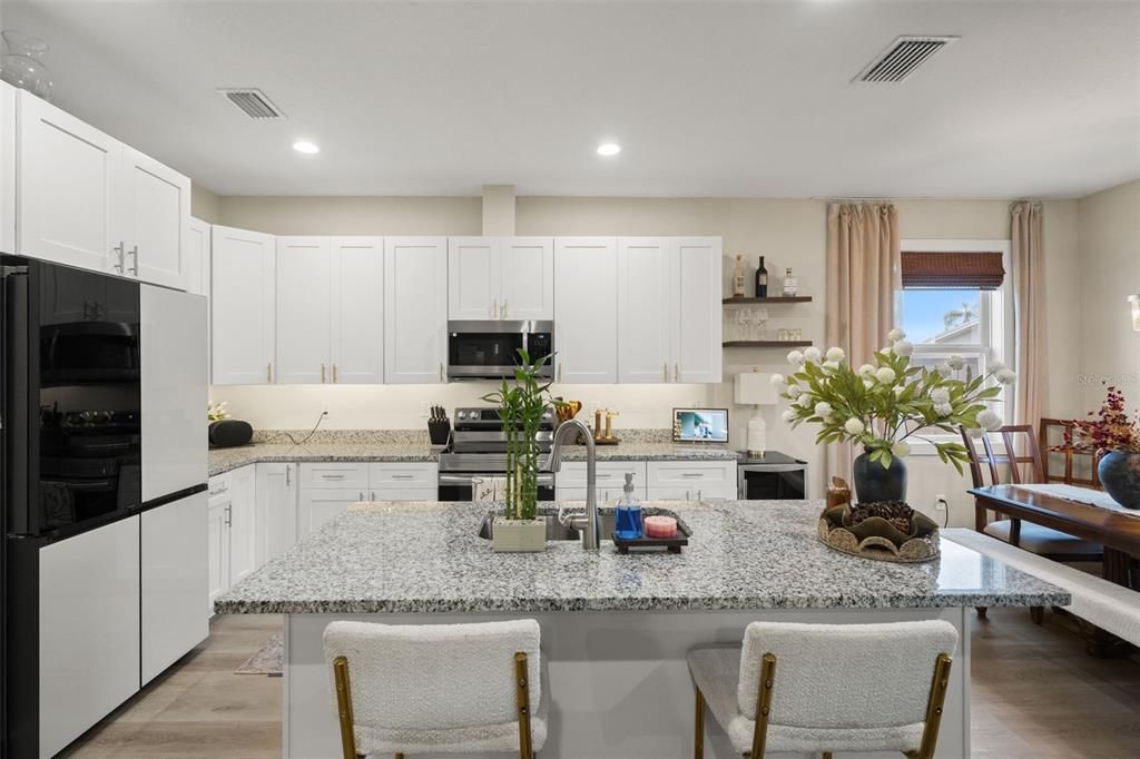 En Venta: $355,000 (3 camas, 2 baños, 1688 Pies cuadrados)