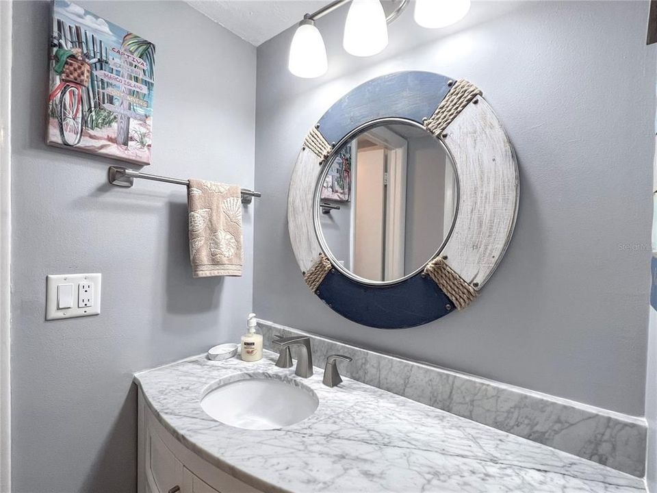 For Sale: $124,000 (1 beds, 1 baths, 600 Square Feet)