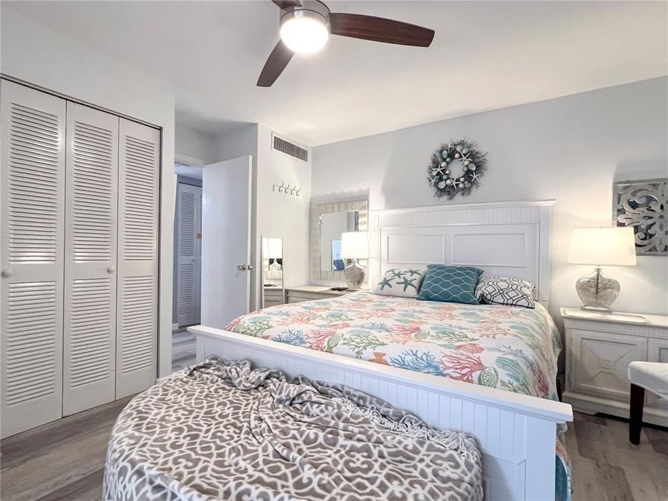 For Sale: $124,000 (1 beds, 1 baths, 600 Square Feet)