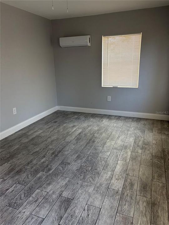 For Rent: $1,950 (1 beds, 1 baths, 504 Square Feet)