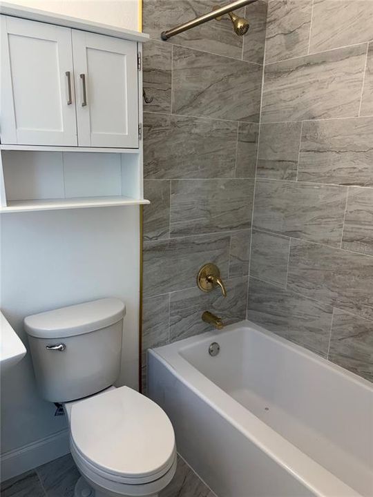 For Rent: $1,950 (1 beds, 1 baths, 504 Square Feet)