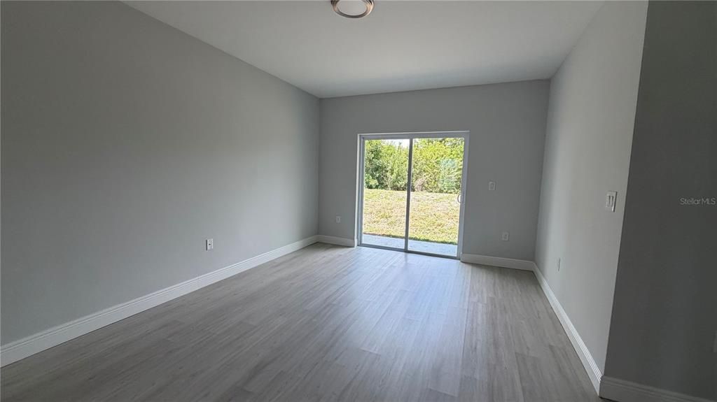 For Rent: $1,545 (3 beds, 3 baths, 1164 Square Feet)