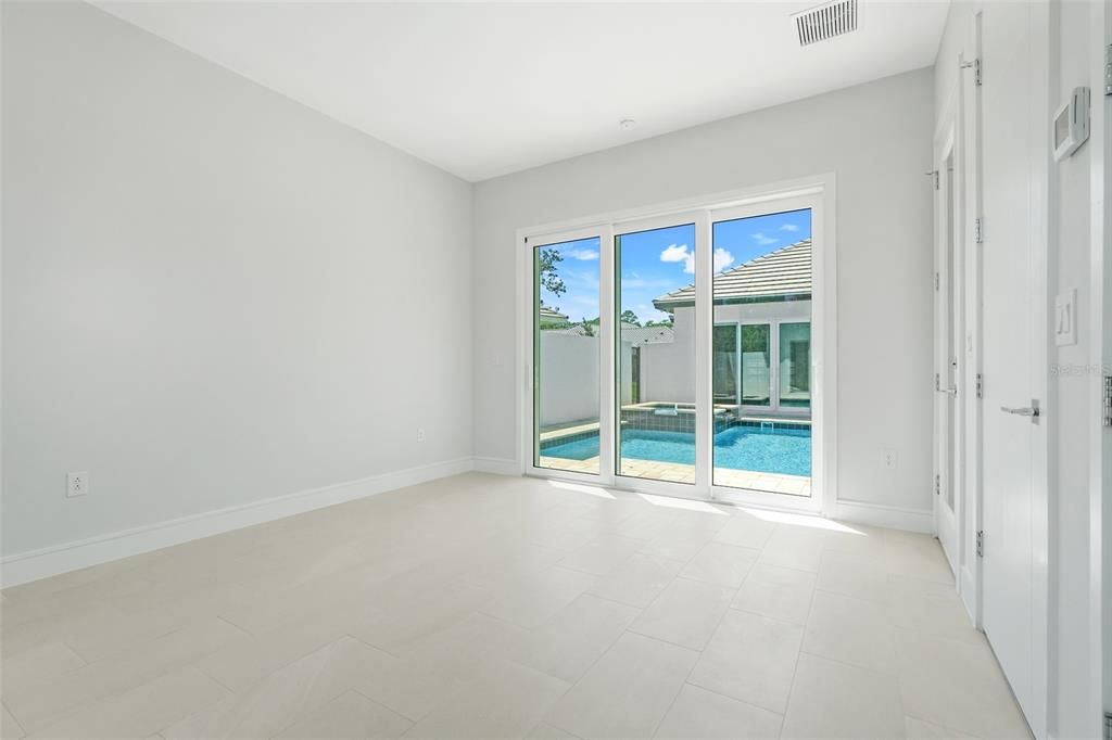 For Sale: $939,000 (4 beds, 3 baths, 2376 Square Feet)