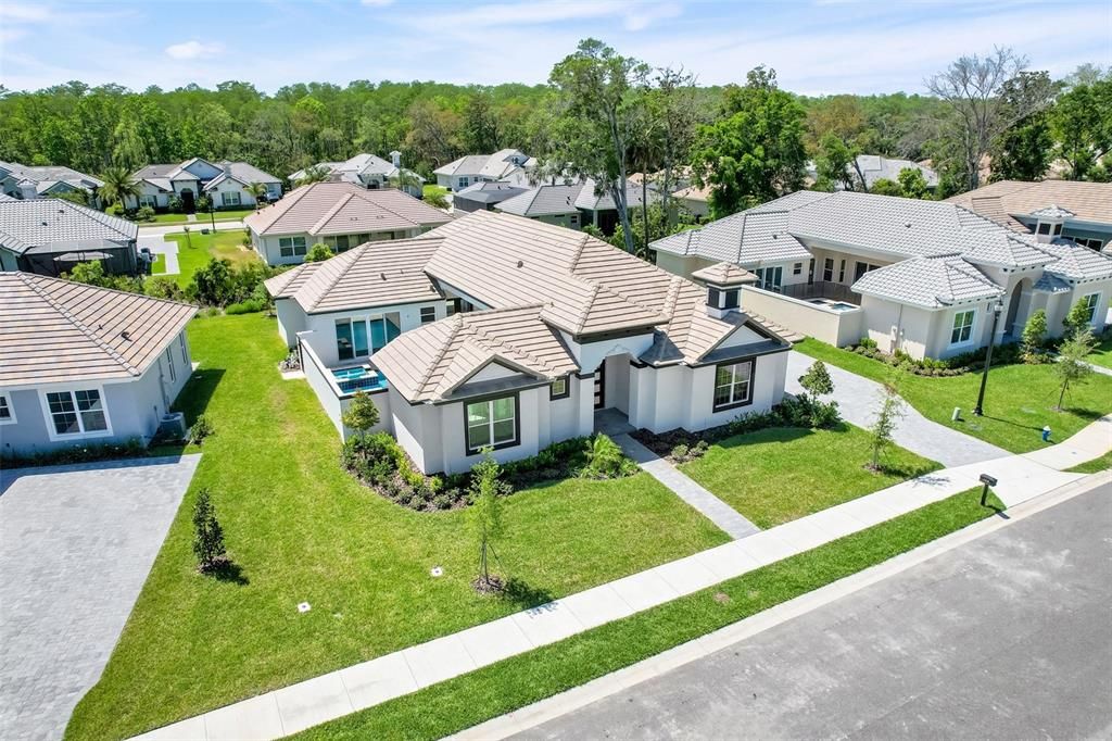 For Sale: $939,000 (4 beds, 3 baths, 2376 Square Feet)