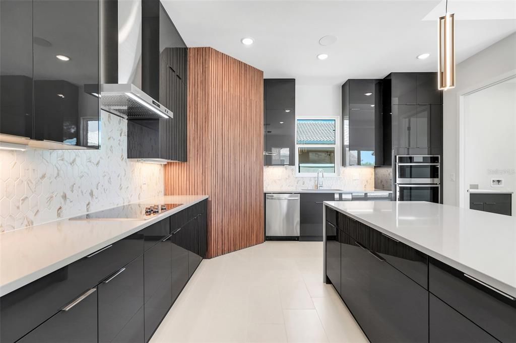 For Sale: $939,000 (4 beds, 3 baths, 2376 Square Feet)