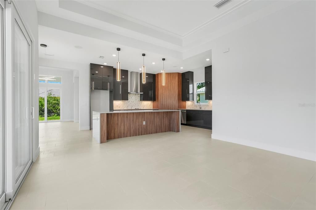 For Sale: $939,000 (4 beds, 3 baths, 2376 Square Feet)
