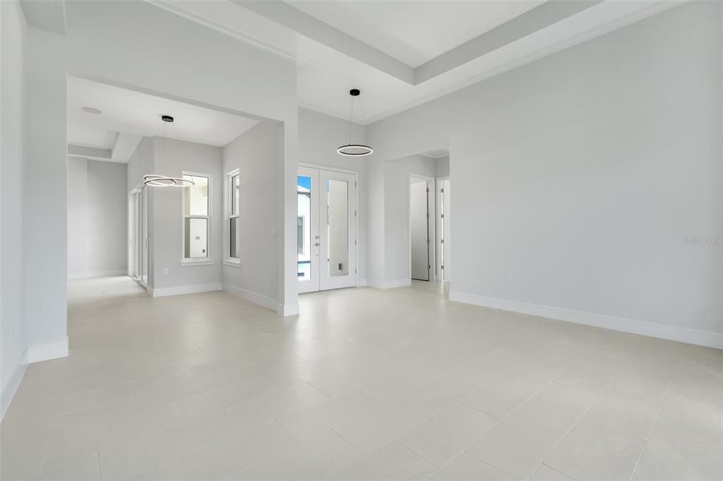 For Sale: $939,000 (4 beds, 3 baths, 2376 Square Feet)