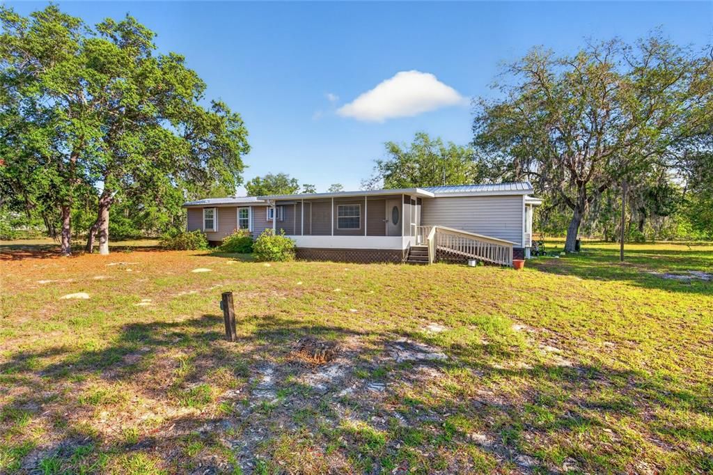 For Sale: $249,900 (2 beds, 2 baths, 1406 Square Feet)