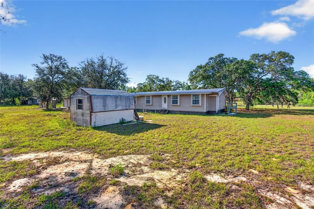 For Sale: $249,900 (2 beds, 2 baths, 1406 Square Feet)