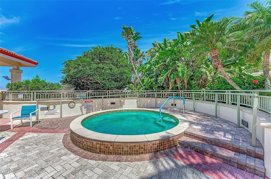 En Venta: $949,900 (2 camas, 2 baños, 1725 Pies cuadrados)