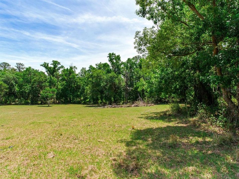 For Sale: $790,000 (39.40 acres)