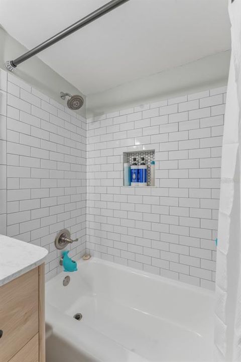 На продажу: $435,000 (3 спален, 2 ванн, 1242 Квадратных фут)
