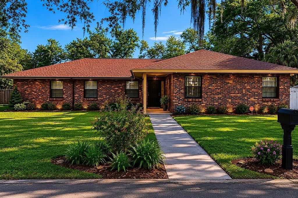 En Venta: $399,999 (4 camas, 3 baños, 1966 Pies cuadrados)