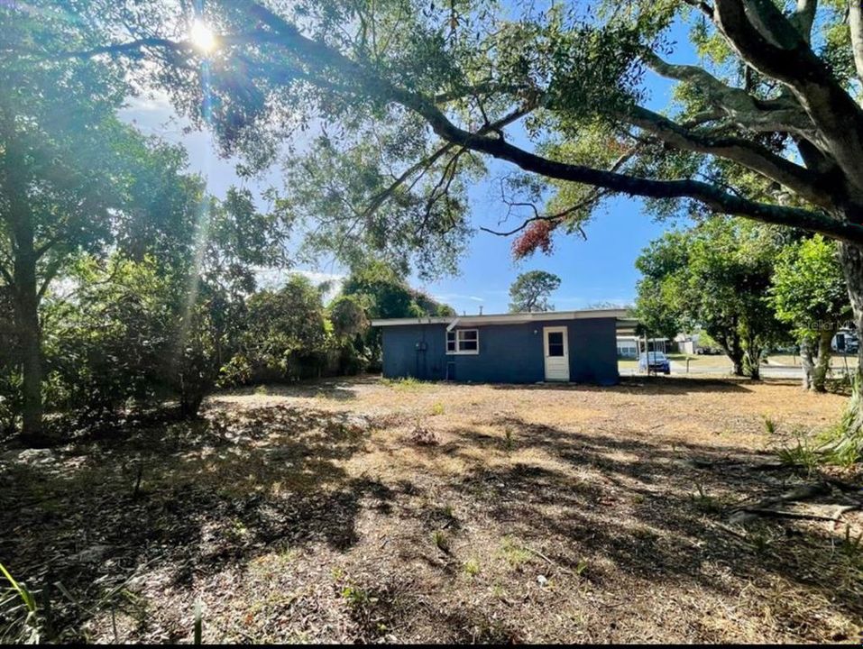 For Rent: $1,325 (2 beds, 1 baths, 766 Square Feet)