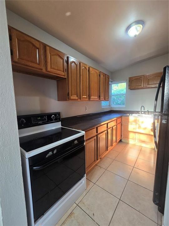 For Rent: $1,325 (2 beds, 1 baths, 766 Square Feet)