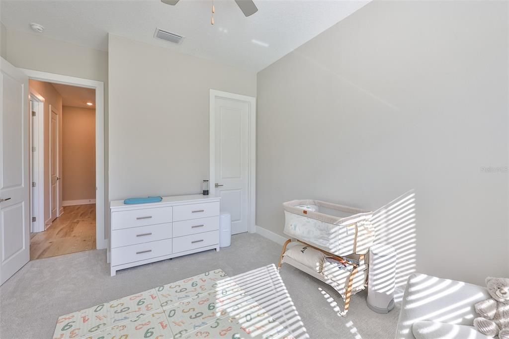 For Sale: $699,000 (4 beds, 2 baths, 2672 Square Feet)