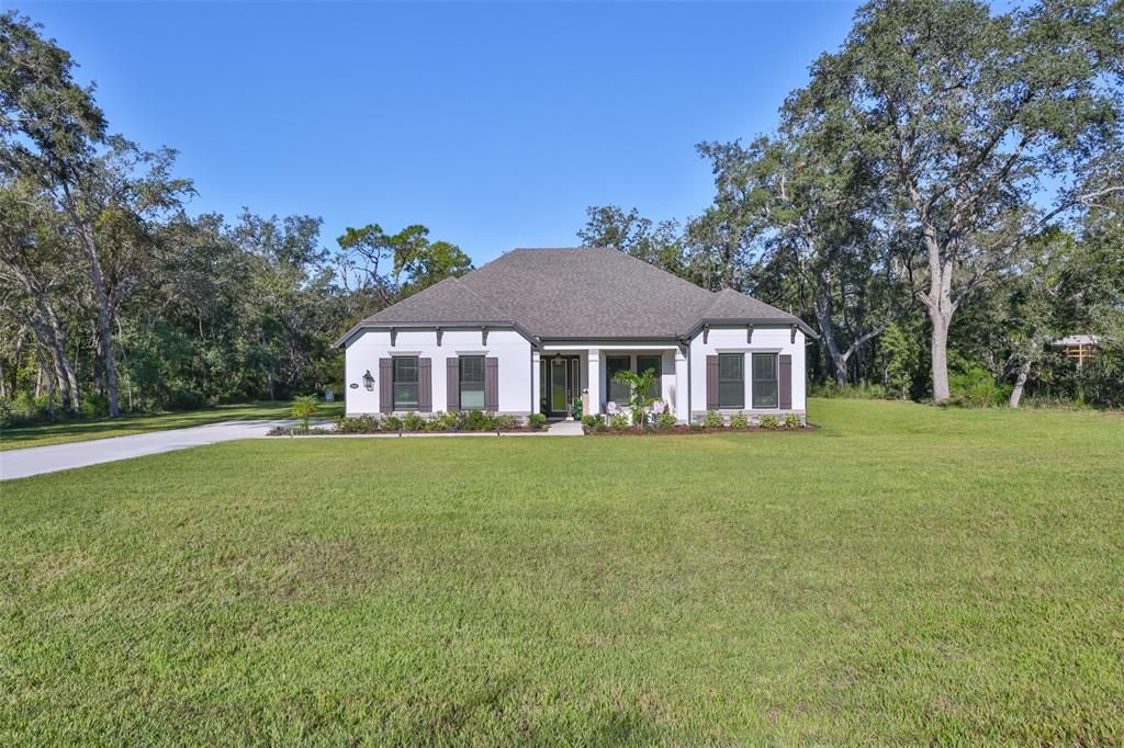 For Sale: $699,000 (4 beds, 2 baths, 2672 Square Feet)