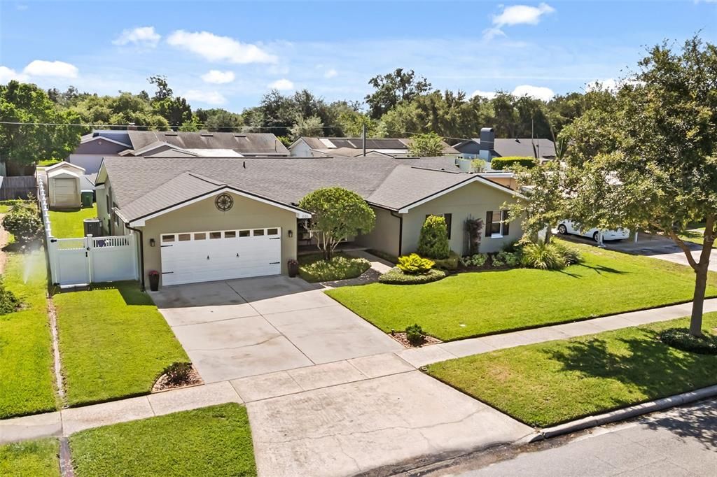 For Sale: $1,045,000 (4 beds, 4 baths, 2638 Square Feet)