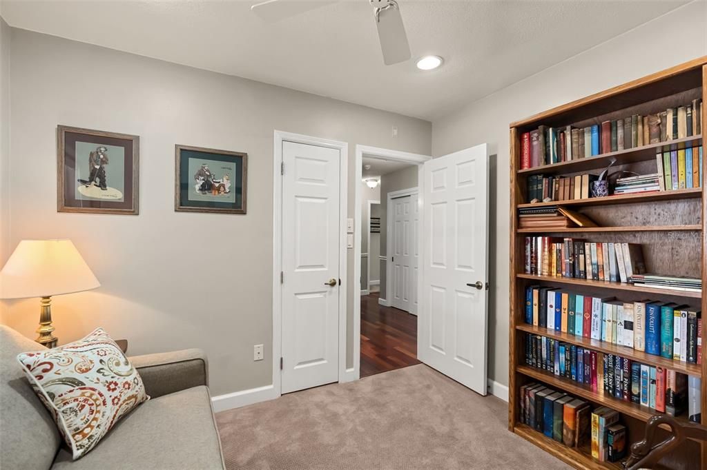 For Sale: $1,045,000 (4 beds, 4 baths, 2638 Square Feet)