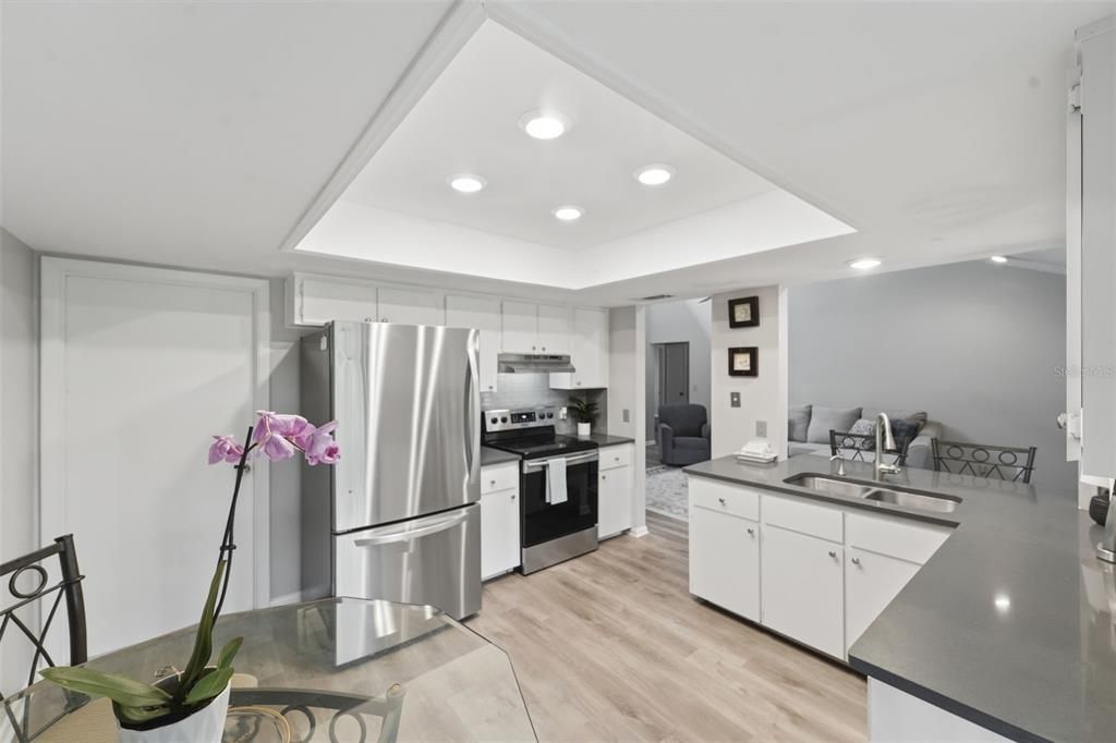 For Sale: $294,444 (3 beds, 2 baths, 1230 Square Feet)