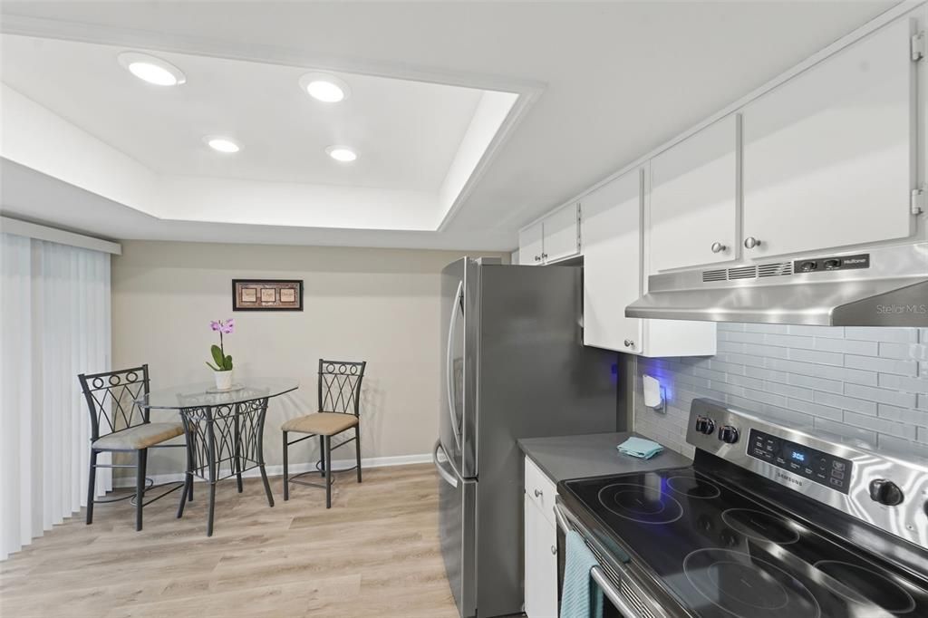 For Sale: $294,444 (3 beds, 2 baths, 1230 Square Feet)