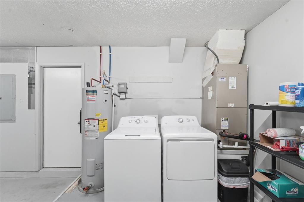 For Sale: $294,444 (3 beds, 2 baths, 1230 Square Feet)