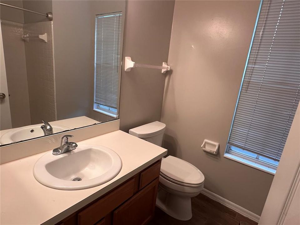 For Rent: $1,950 (2 beds, 2 baths, 1102 Square Feet)