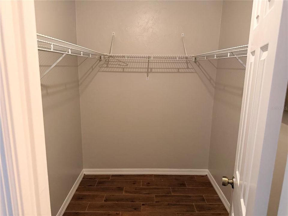 For Rent: $1,950 (2 beds, 2 baths, 1102 Square Feet)