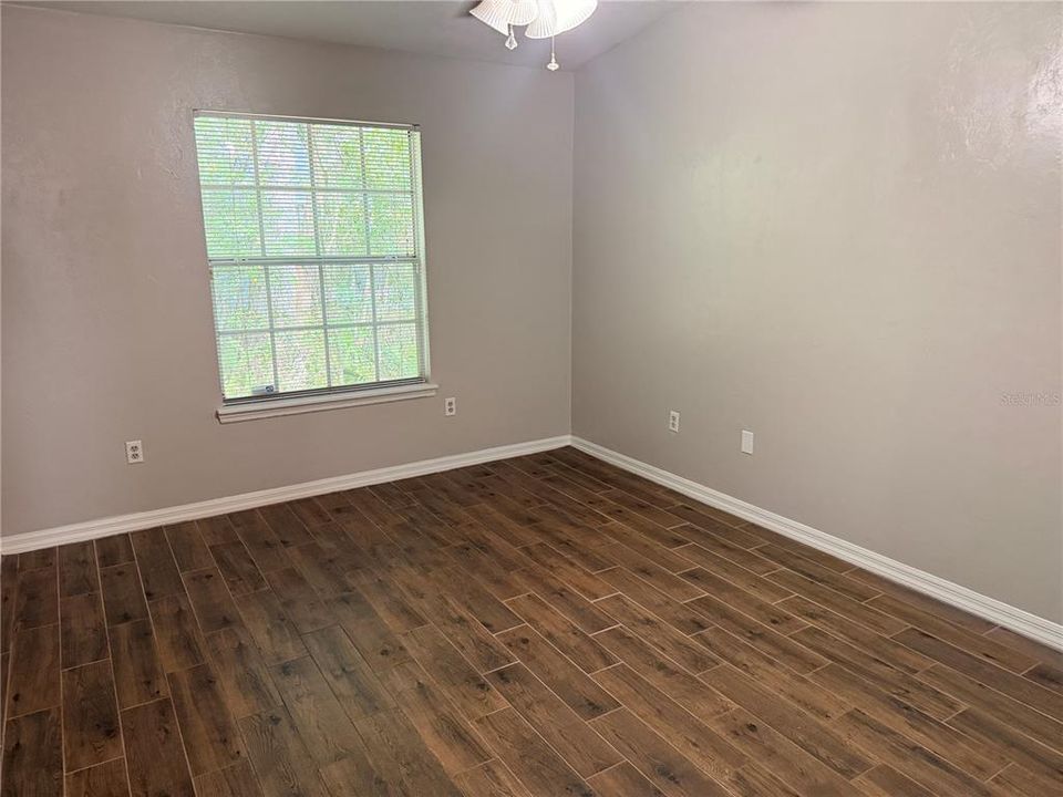 For Rent: $1,950 (2 beds, 2 baths, 1102 Square Feet)