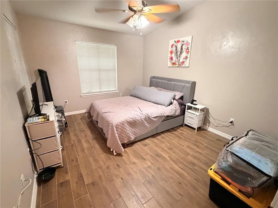 For Rent: $2,000 (2 beds, 2 baths, 1102 Square Feet)