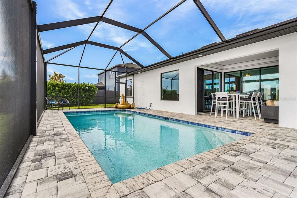 For Sale: $599,995 (3 beds, 2 baths, 2020 Square Feet)