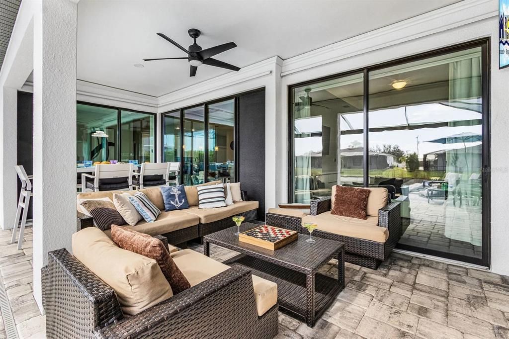For Sale: $599,995 (3 beds, 2 baths, 2020 Square Feet)