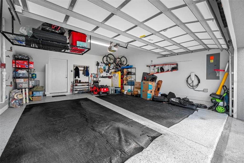 For Rent: $4,750 (3 beds, 3 baths, 1990 Square Feet)