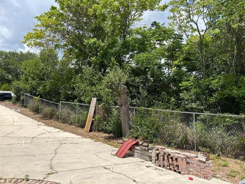 En Venta: $50,000 (0.23 acres)
