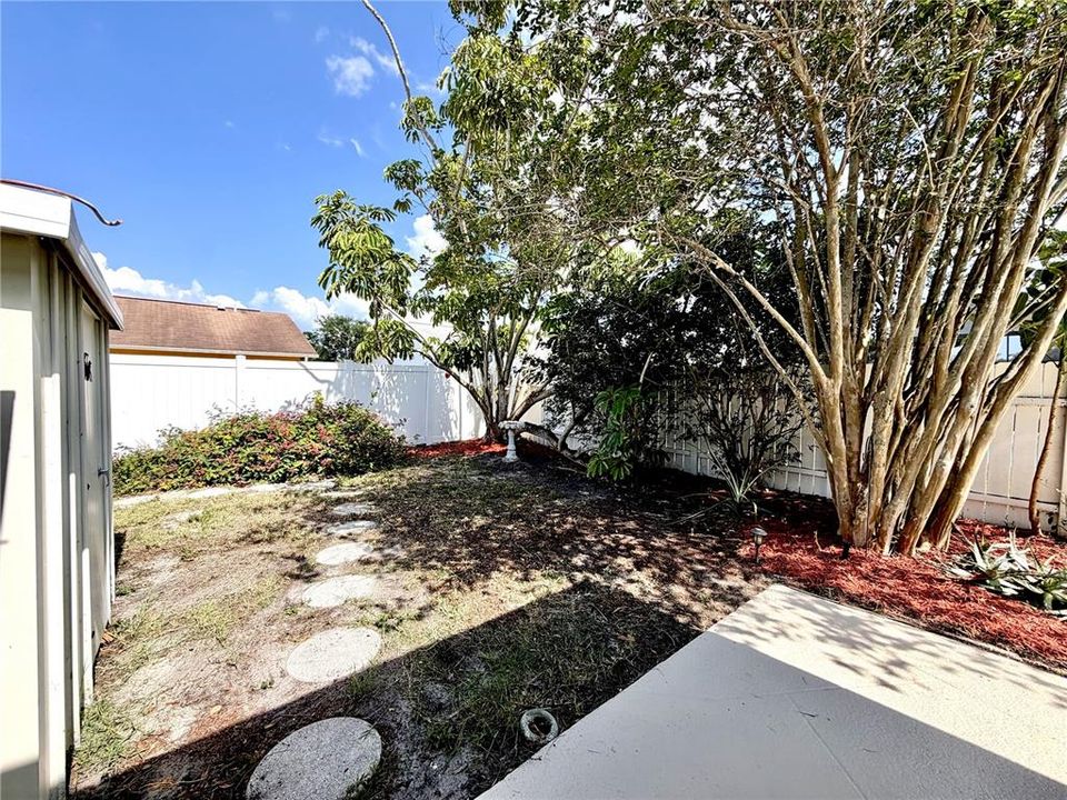 For Sale: $425,000 (2 beds, 2 baths, 1182 Square Feet)