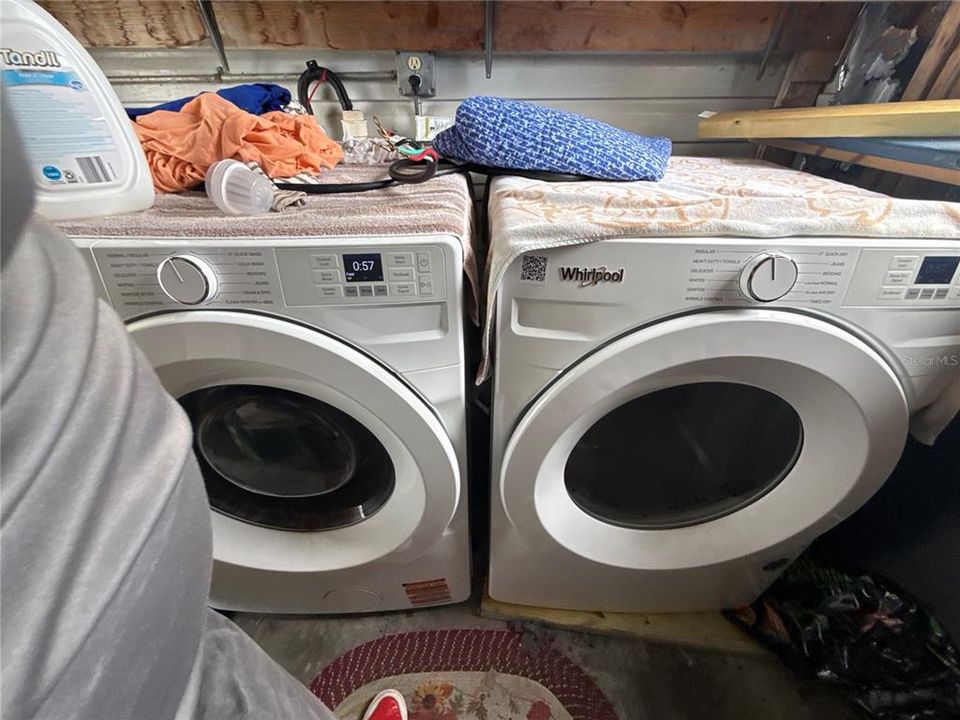For Sale: $84,000 (2 beds, 2 baths, 828 Square Feet)