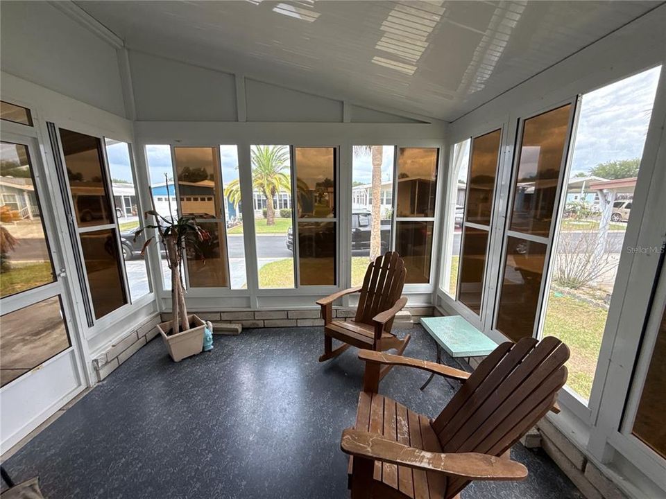 For Sale: $84,000 (2 beds, 2 baths, 828 Square Feet)