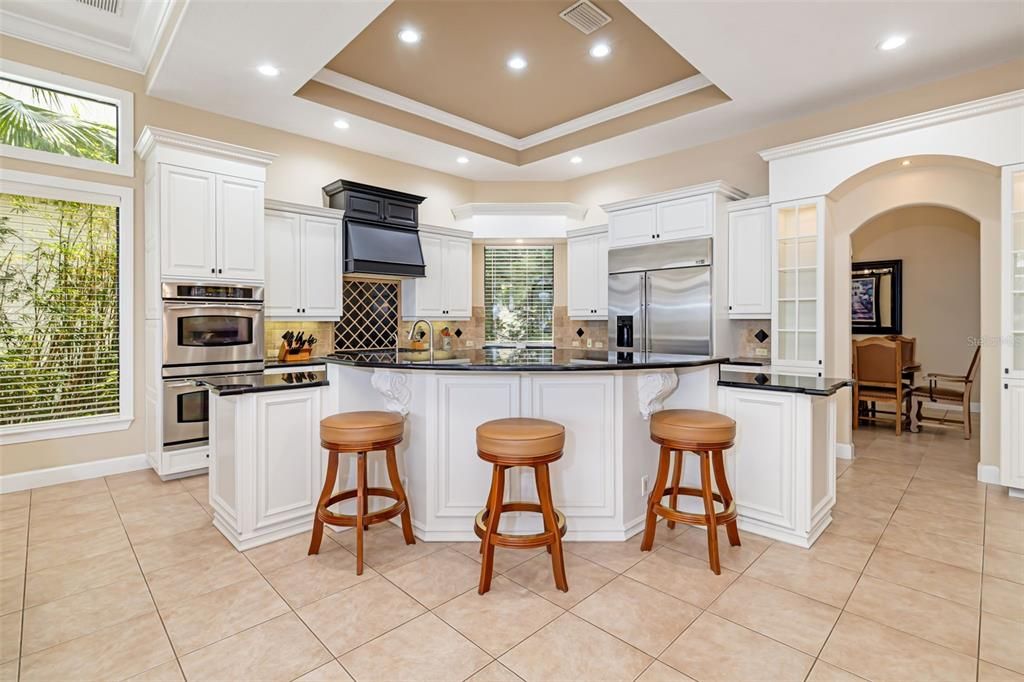 For Sale: $2,850,000 (4 beds, 4 baths, 4623 Square Feet)