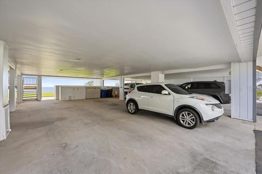 For Sale: $275,000 (2 beds, 2 baths, 1095 Square Feet)