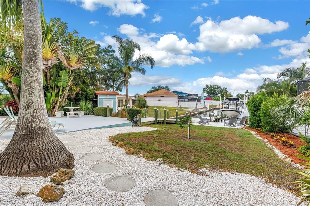 For Sale: $1,099,000 (3 beds, 2 baths, 2645 Square Feet)