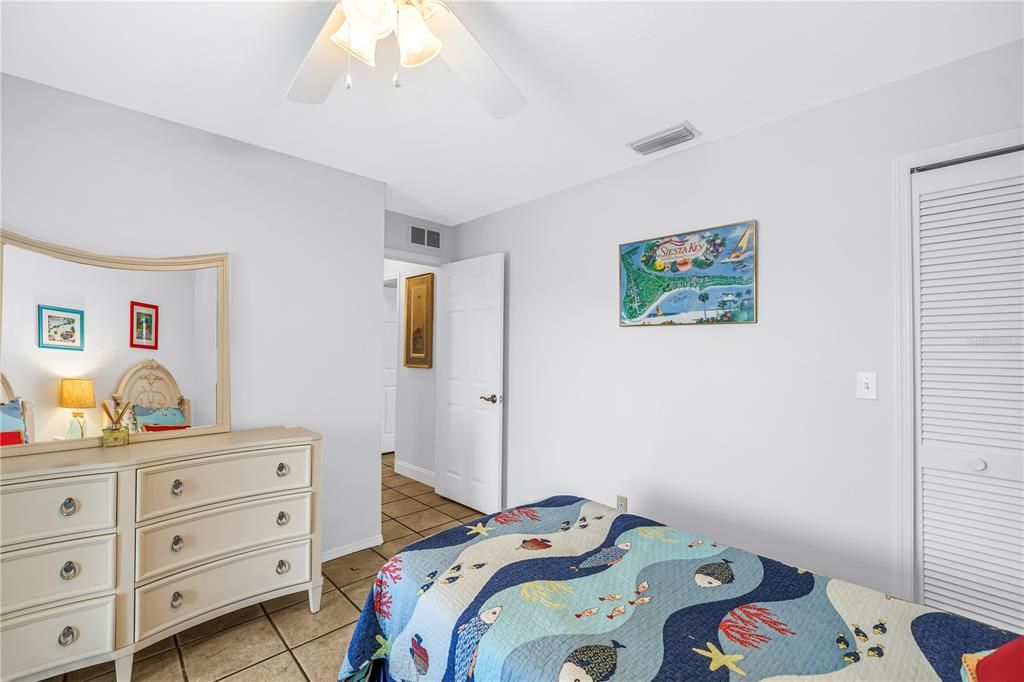 For Sale: $1,099,000 (3 beds, 2 baths, 2645 Square Feet)