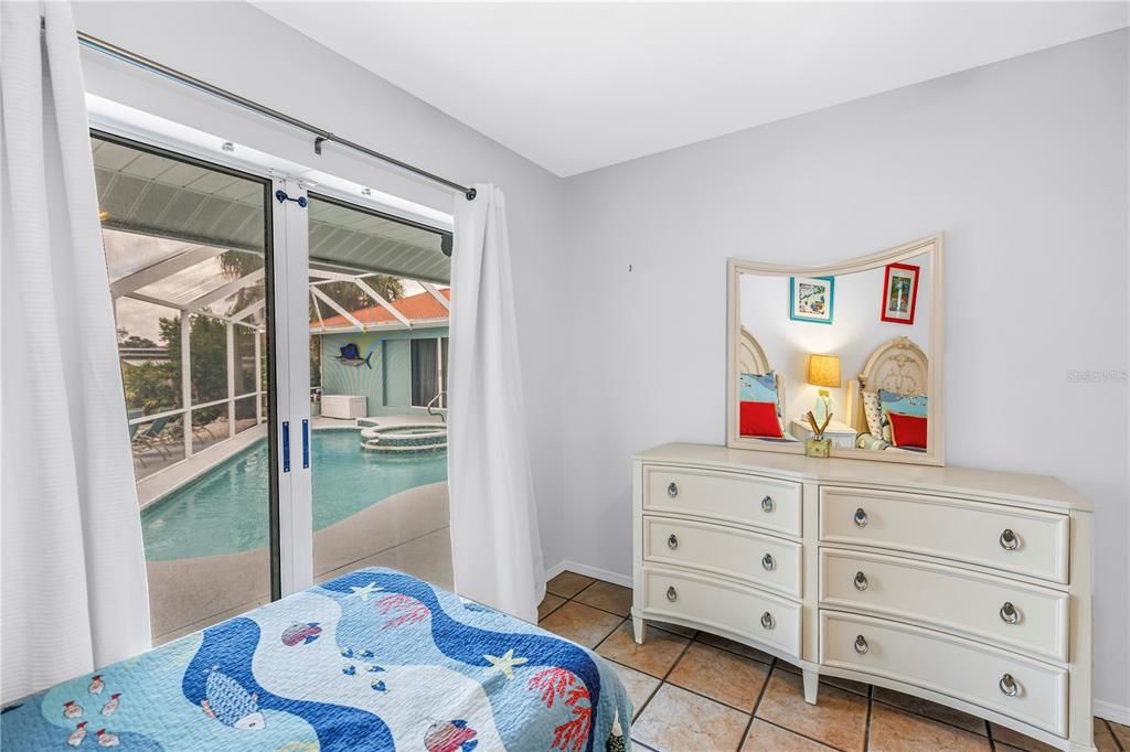 For Sale: $1,099,000 (3 beds, 2 baths, 2645 Square Feet)