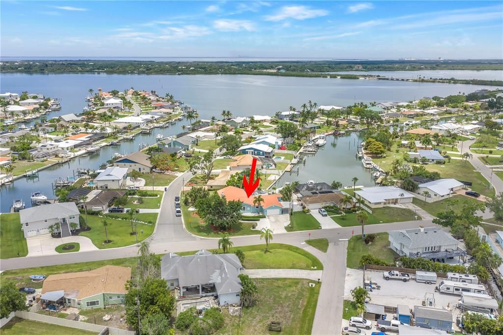 For Sale: $1,099,000 (3 beds, 2 baths, 2645 Square Feet)