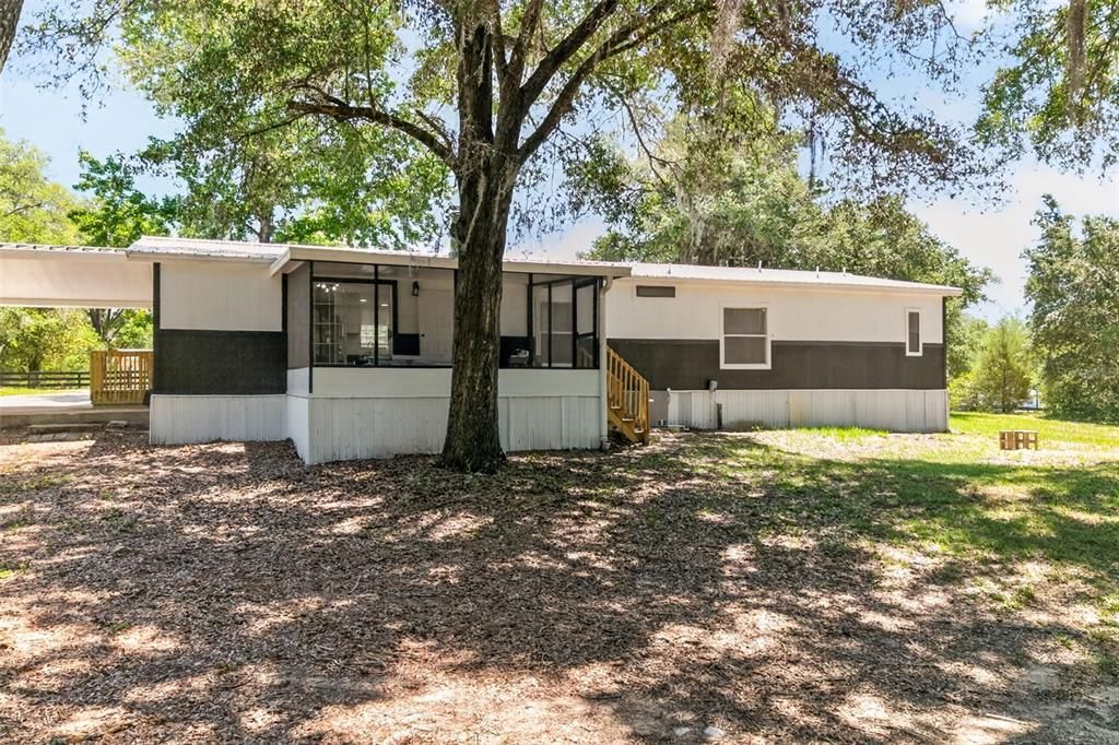 Active With Contract: $225,000 (3 beds, 2 baths, 1590 Square Feet)
